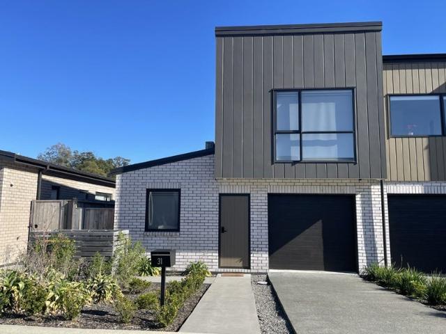 Flat Bush, 3 bedrooms