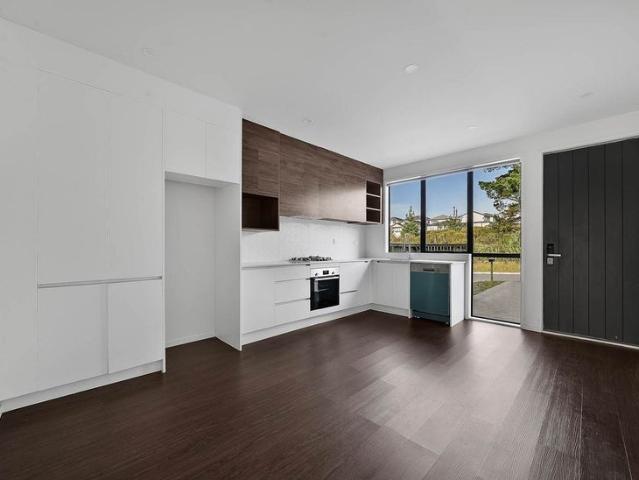 flat bush, 3 bedrooms