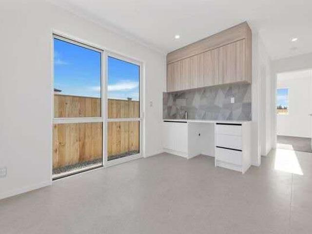 flat bush, 3 bedrooms