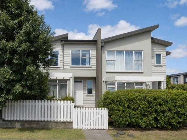 flat bush, 3 bedrooms