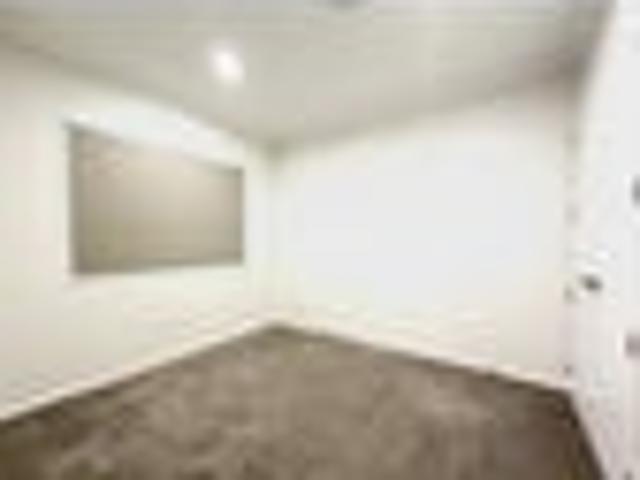 Flat Bush, 2 bedrooms, $495 pw