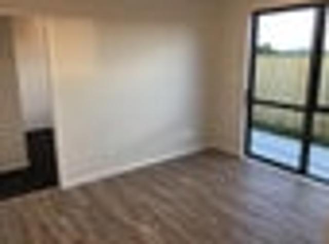 Flat Bush, 2 bedrooms, $550 pw