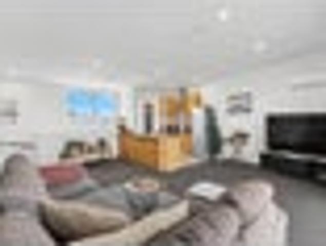 Flat Bush, 2 bedrooms, $550 pw