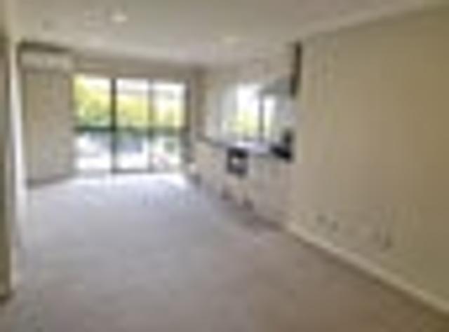 Flat Bush, 2 bedrooms, $570 pw