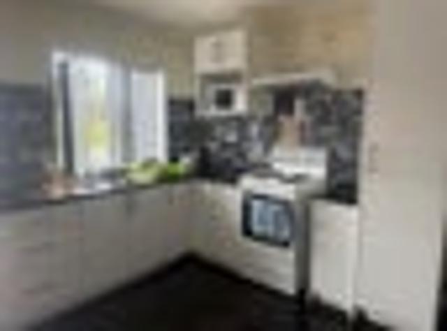 Flat Bush, 2 bedrooms, $575 pw