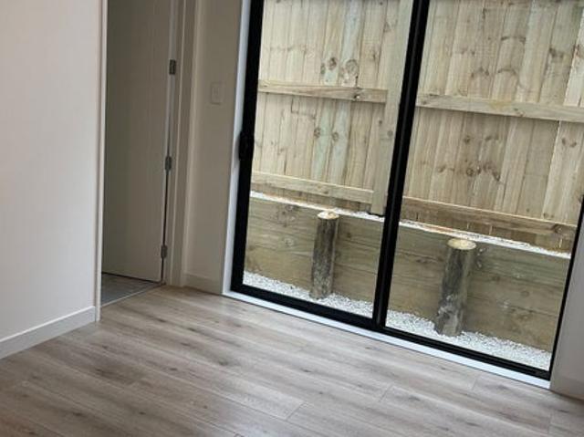 flat bush, 2 bedrooms