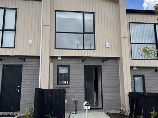 flat bush, 2 bedrooms