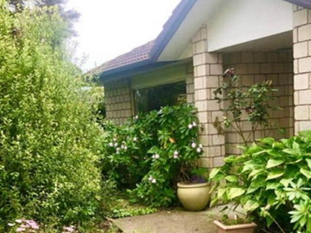flat bush, 2 bedrooms