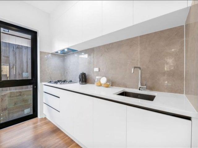 flat bush, 2 bedrooms