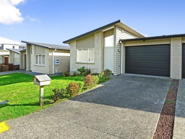 flat bush, 2 bedrooms