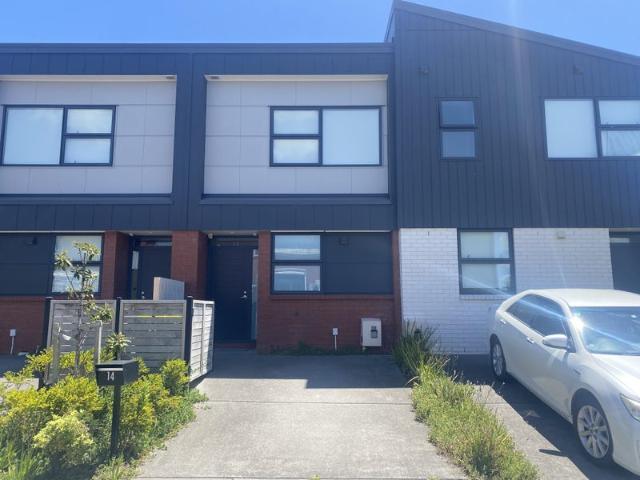 flat bush, 2 bedrooms
