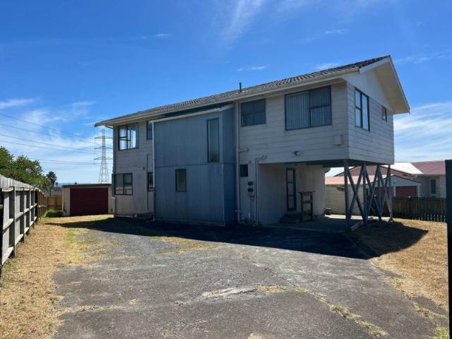 flat bush, 2 bedrooms