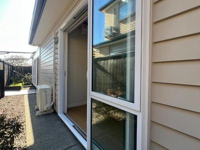 flat bush, 2 bedrooms