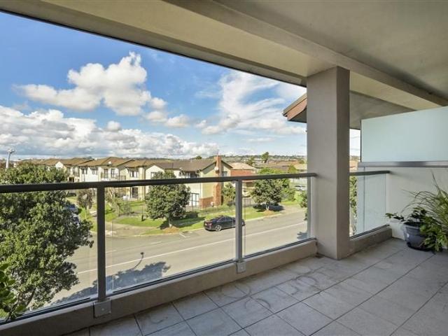 flat bush, 2 bedrooms