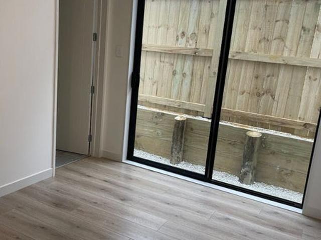 flat bush, 2 bedrooms