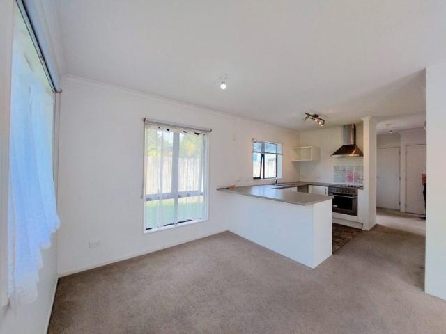 flat bush, 2 bedrooms