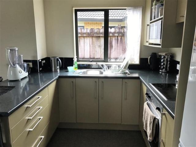 flat bush, 2 bedrooms