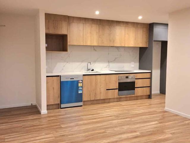 Flat Bush 2 Beds Apartment