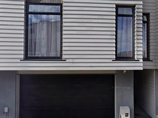flat bush, 4 bedrooms