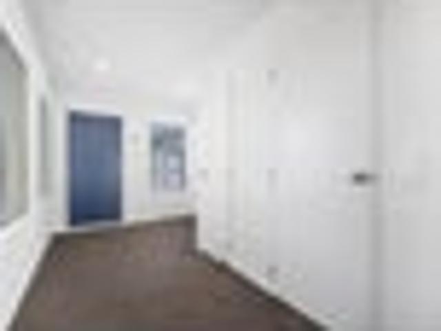 Flat Bush, 4 bedrooms, $720 pw