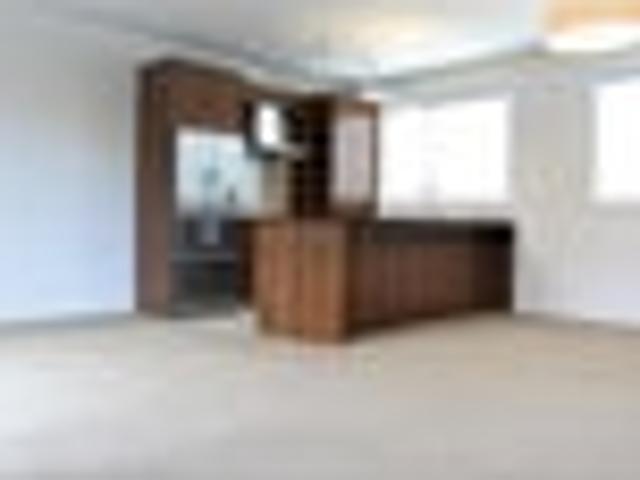 Flat Bush, 4 bedrooms, $750 pw