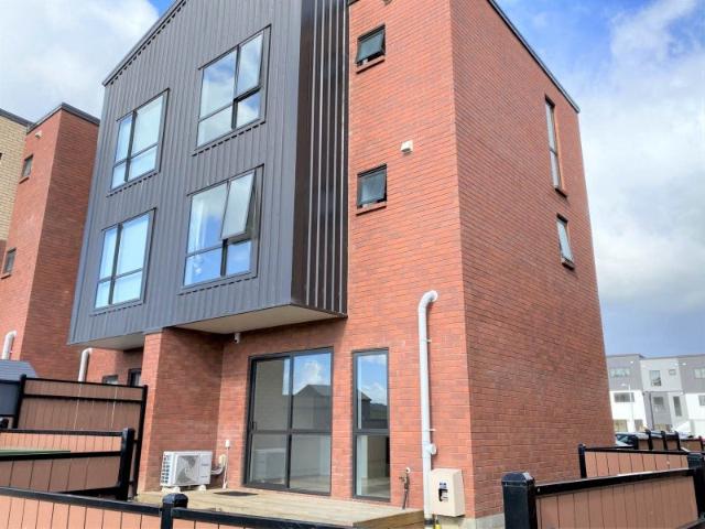 flat bush, 4 bedrooms
