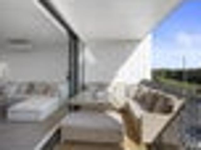 Flat Bush, 4 bedrooms, $795 pw