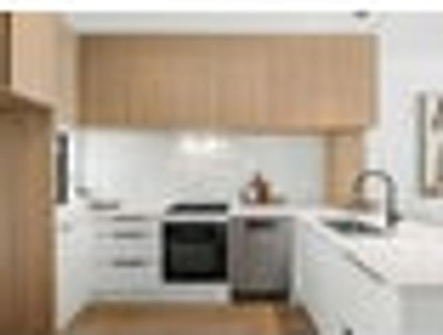 Flat Bush, 4 bedrooms, $800 pw