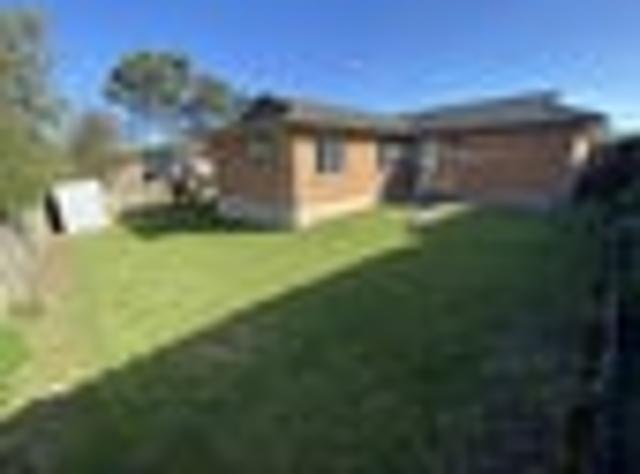 Flat Bush, 4 bedrooms, $820 pw