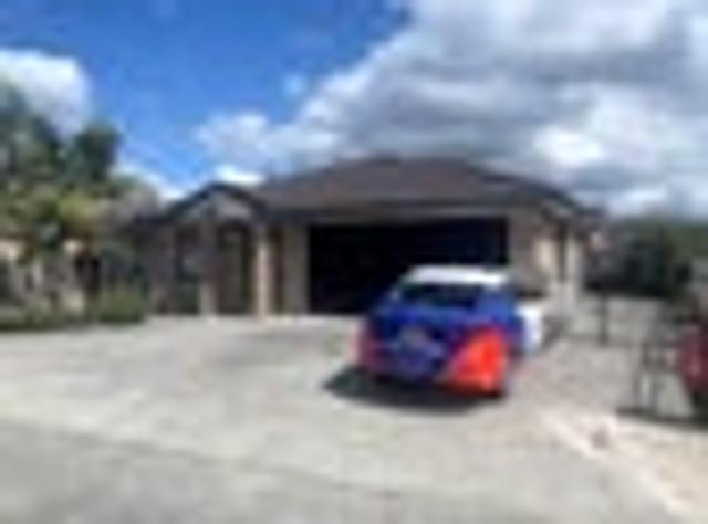Flat Bush, 4 bedrooms, $820 pw