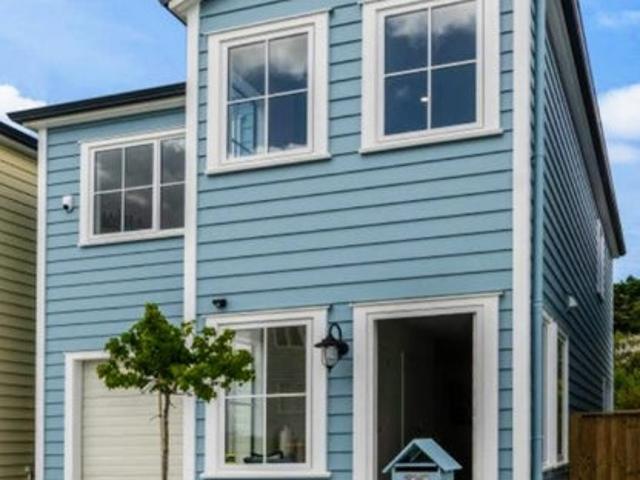 flat bush, 4 bedrooms