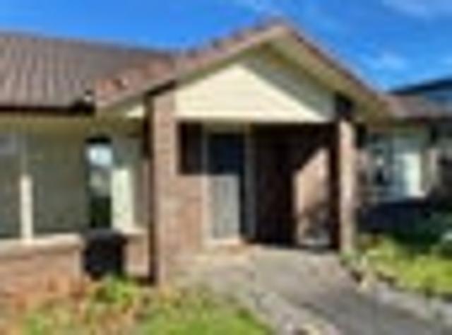 Flat Bush, 4 bedrooms, $850 pw
