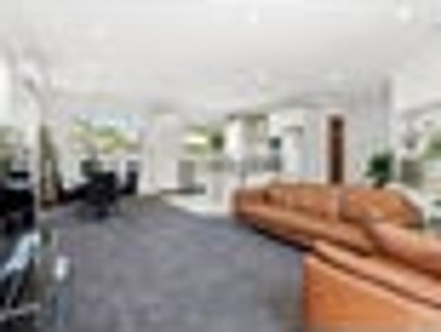 Flat Bush, 4 bedrooms, $850 pw