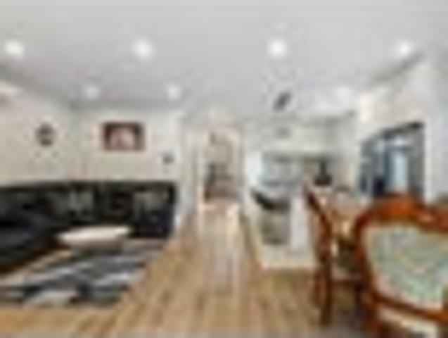 Flat Bush, 4 bedrooms, $900 pw