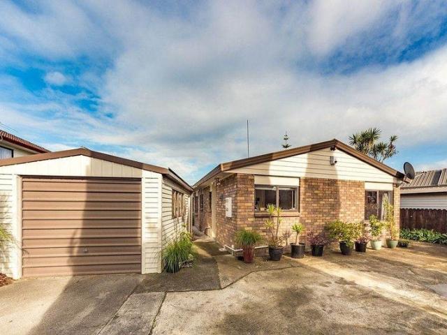 flat bush, 4 bedrooms