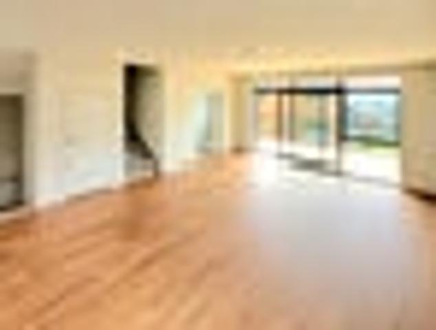 Flat Bush, 5 bedrooms, $930 pw