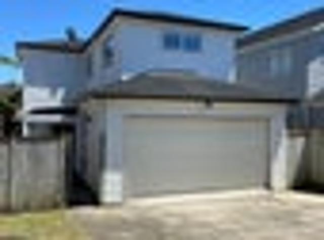 Flat Bush, 5 bedrooms, $910 pw