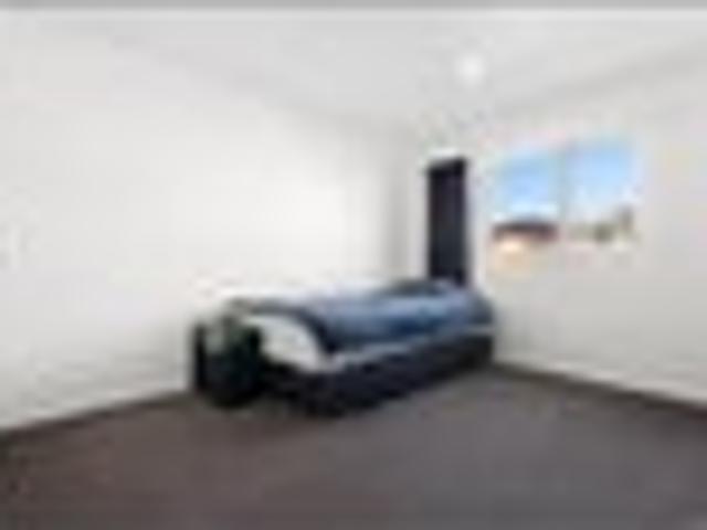 Flat Bush, 5 bedrooms, $950 pw