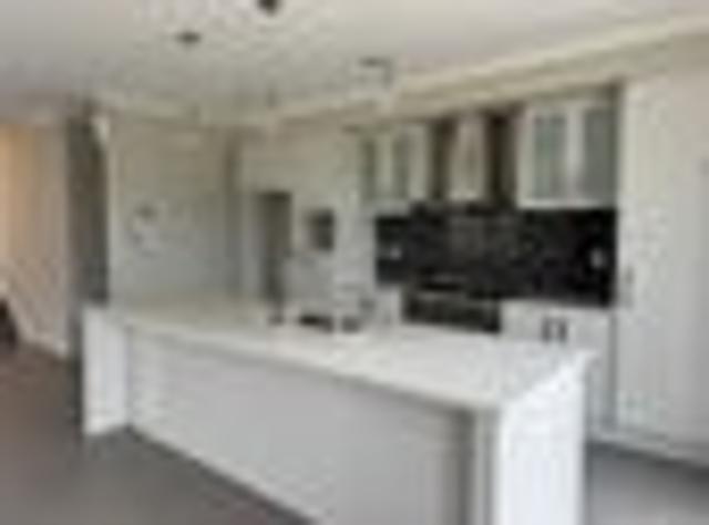 Flat Bush, 5 bedrooms, $980 pw
