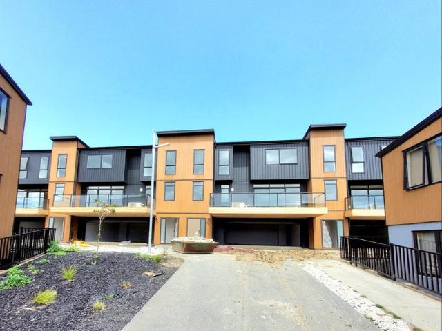 flat bush, 5 bedrooms