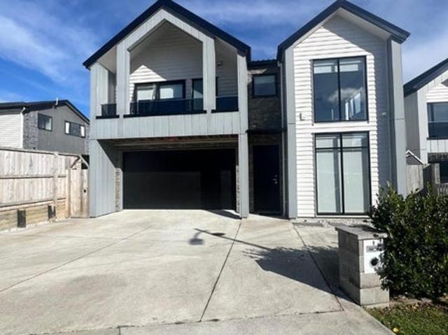 flat bush, 6+ bedrooms