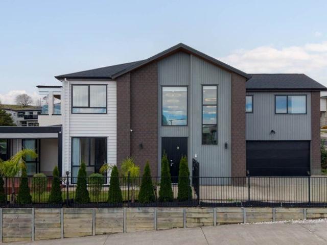 flat bush, 6+ bedrooms