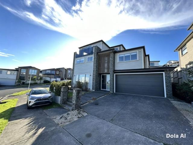 flat bush, 6+ bedrooms