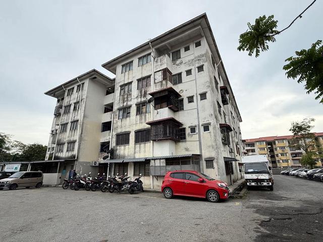 Flat Bandar Teknologi Kajang Sebelah Symphony Residence