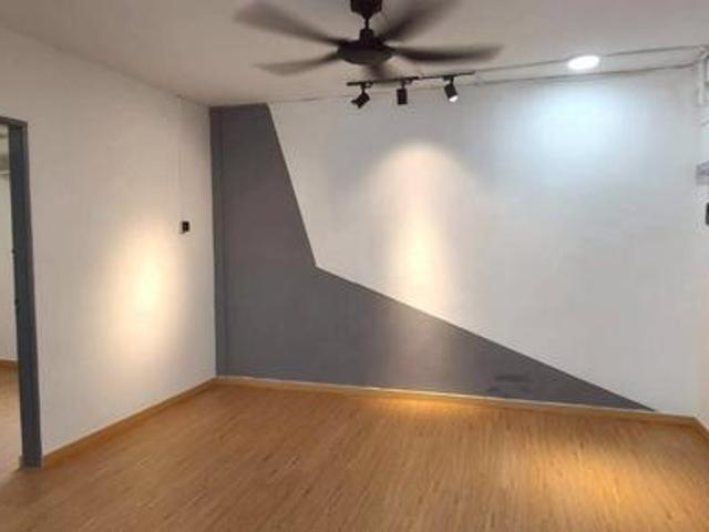 Flat Bandar selesa Jaya skudai new refurbished 2bed 1bath