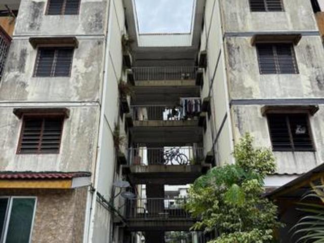 Flat Bandar Sultan Suleiman For Sale
