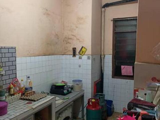Flat Camar Taman Perling
