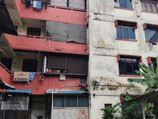 Flat Camar Taman Perling Johor Bahru for sales