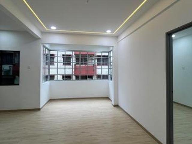 Flat Camar 14 Level 1 Perling Fully Renovated Below Market Full Loan
