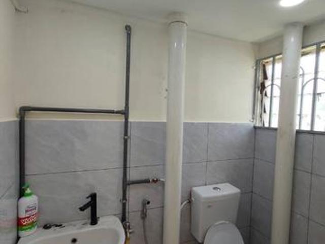 Flat Cempaka Tampoi